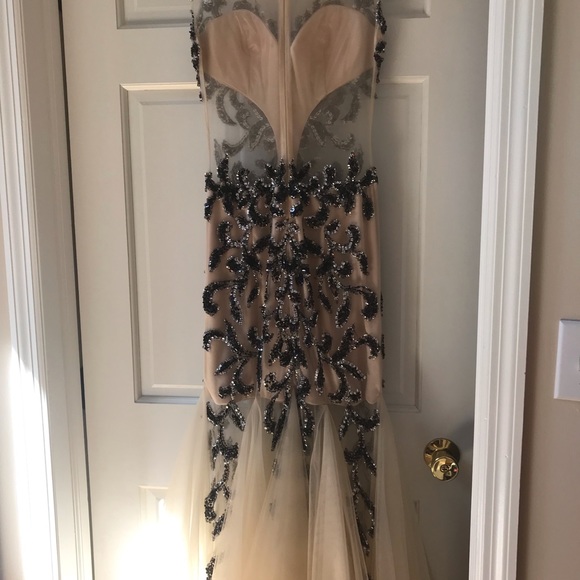 ✨⚡️JOVANI GOWN⚡️✨ - Picture 6 of 8